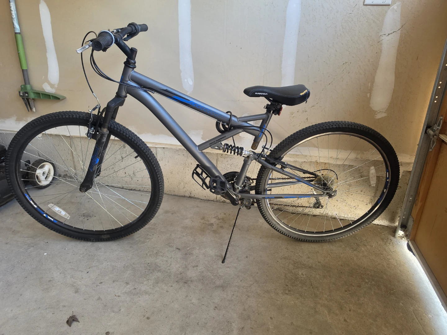 Supercycle - Grey Full Suspension Mountain Bike