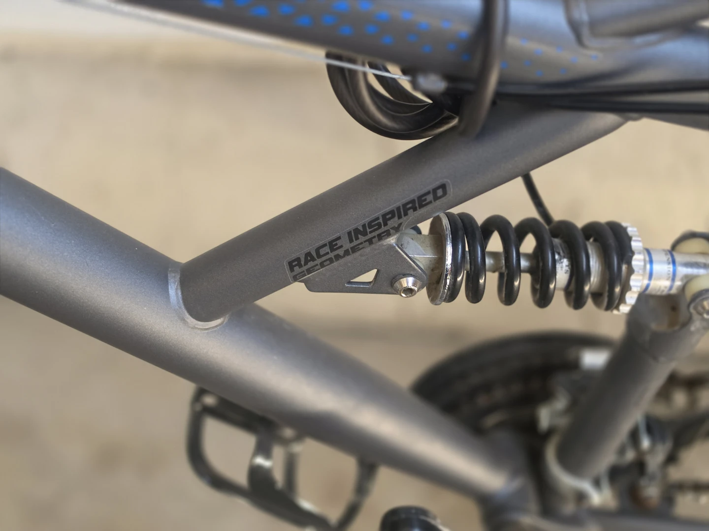 Supercycle - Grey Full Suspension Mountain Bike - photo 4