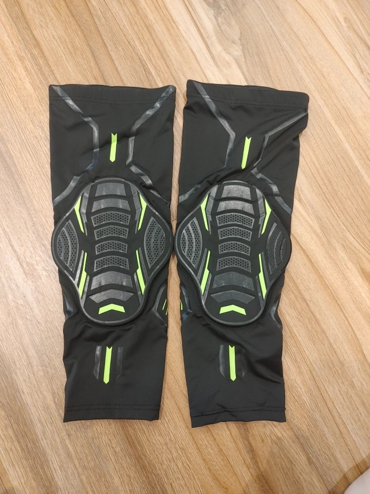 Protective Knee Pads with Sleeve