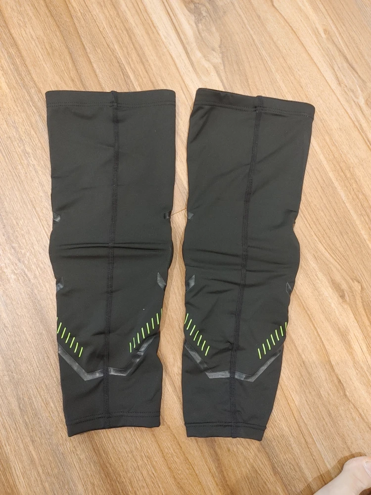 Protective Knee Pads with Sleeve - photo 2