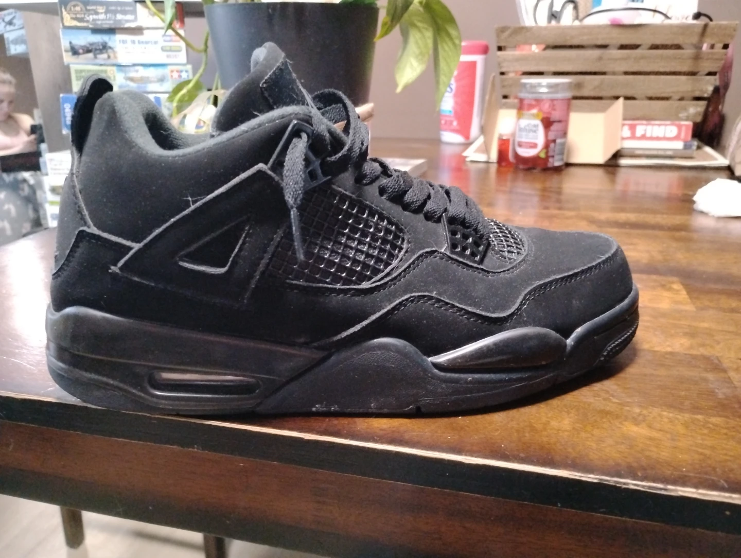Air Jordan 4 "Black Cat"