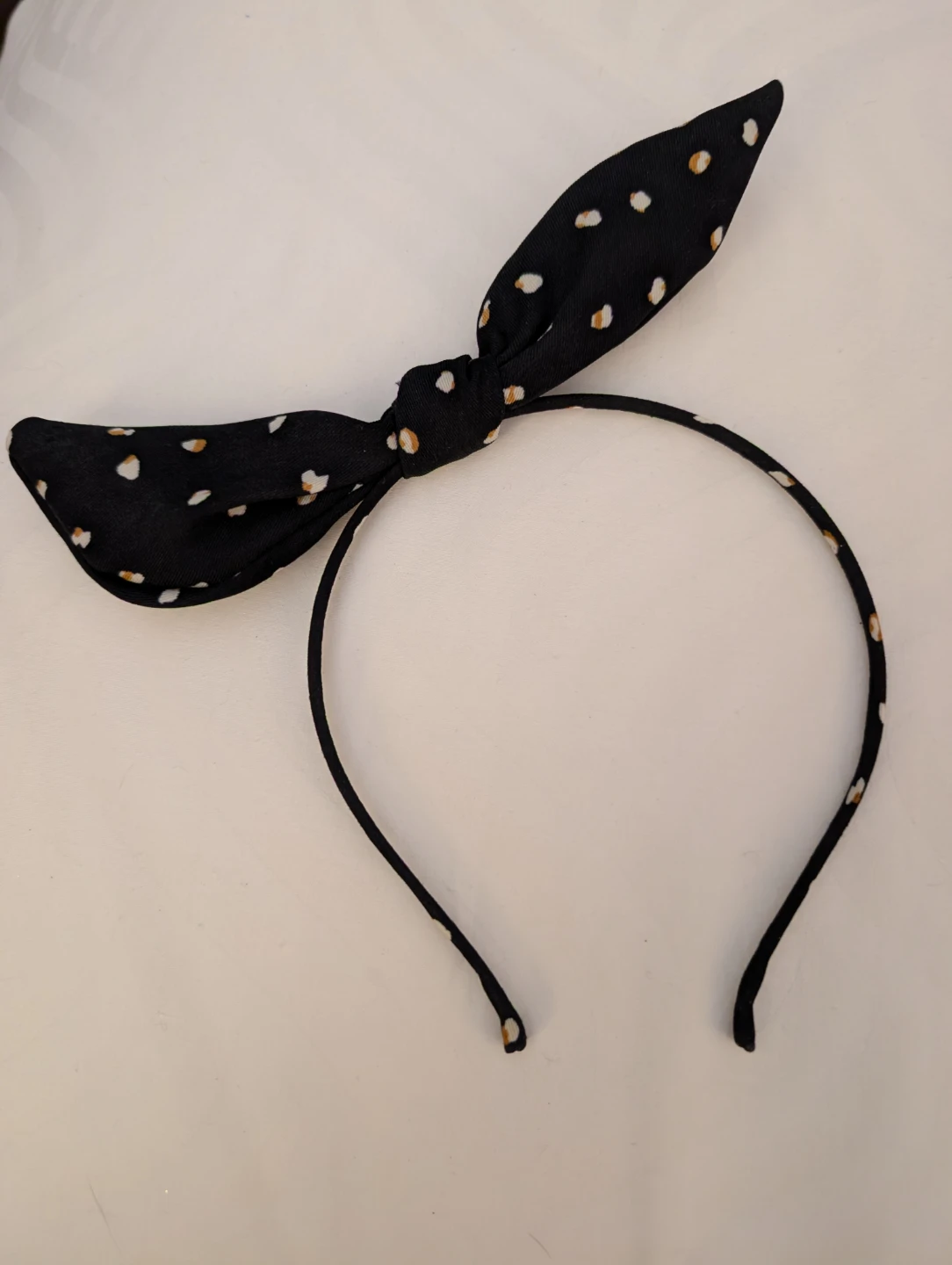 Black Headband with Bow with White & Beige Accents