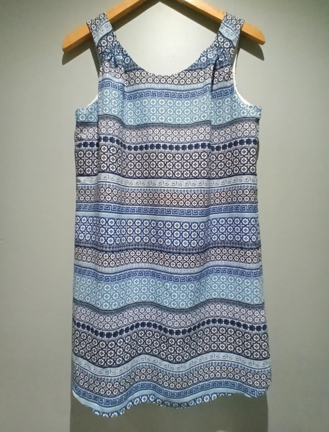 Lila Rose Women's Mosaic Print Shift Dress- Size 4 - photo 2