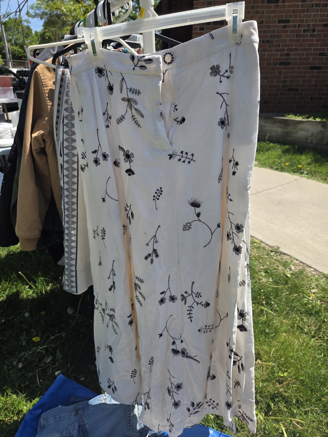 White Floral Print Midi Skirt