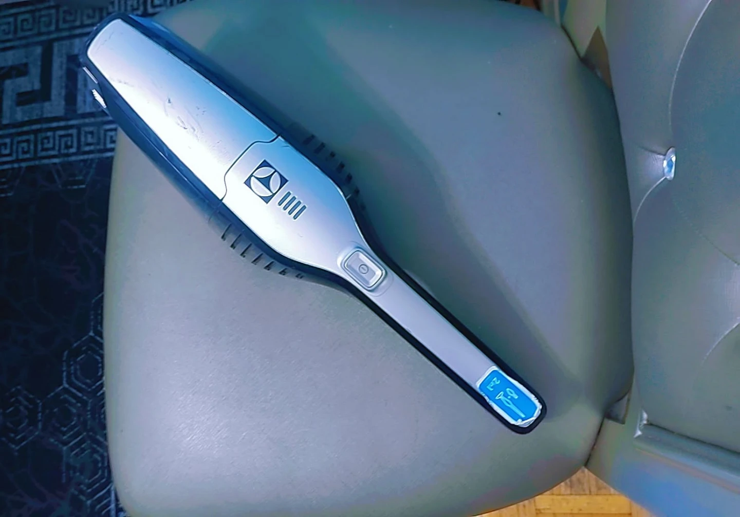 Electrolux Ergorapido Lithium Handheld Vacuum - photo 2