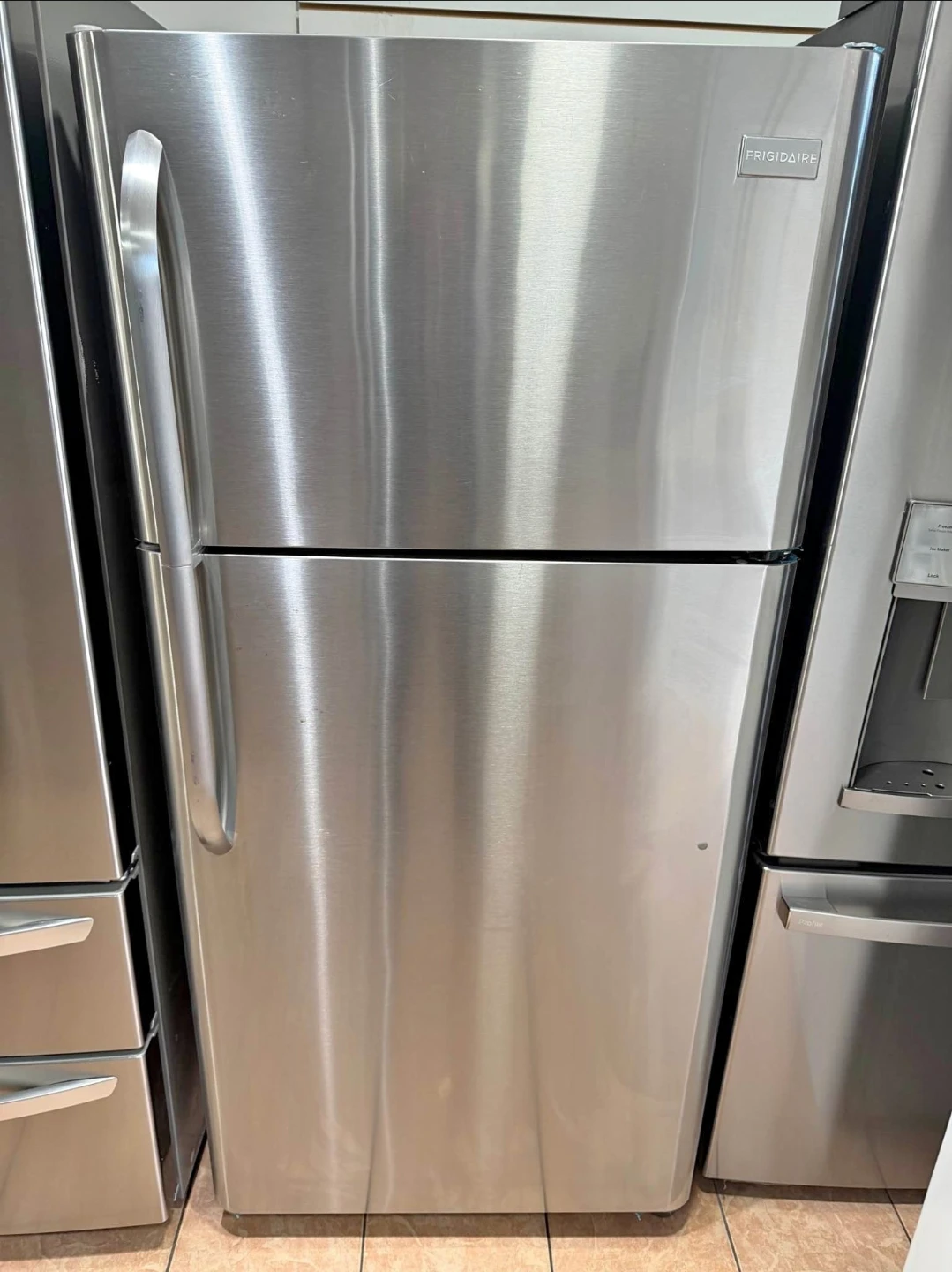 Frigidaire 30in wide x 66in height SS Refrigerator