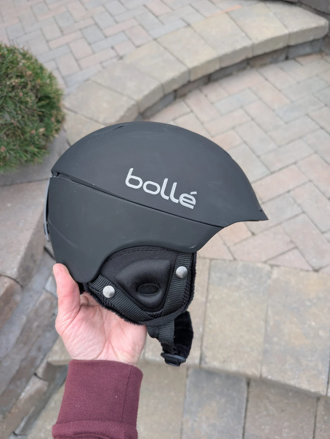 Bolle Ski or snowboard Helmet - Black - 53-55 CM