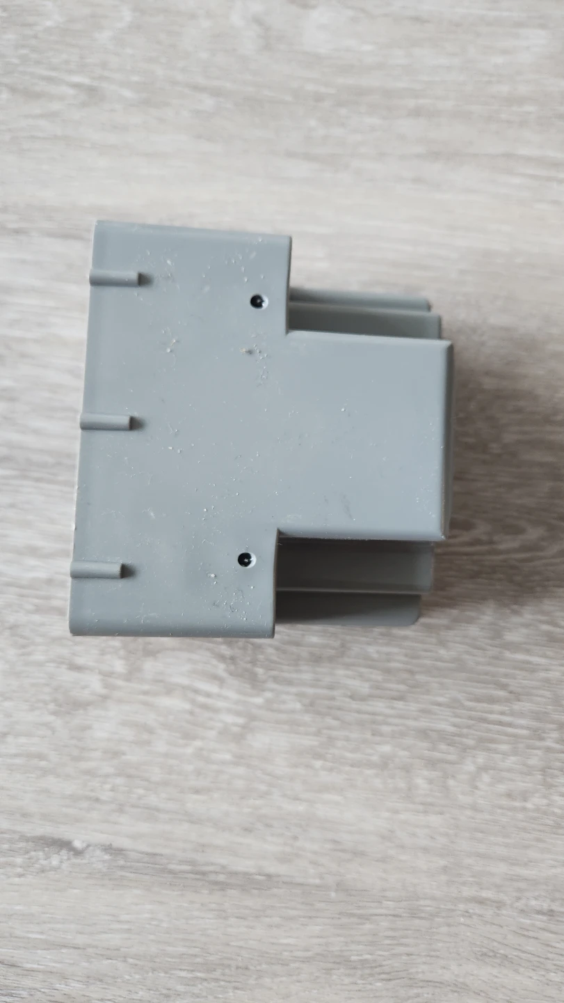 Electrical Junction Box with Screws - photo 2