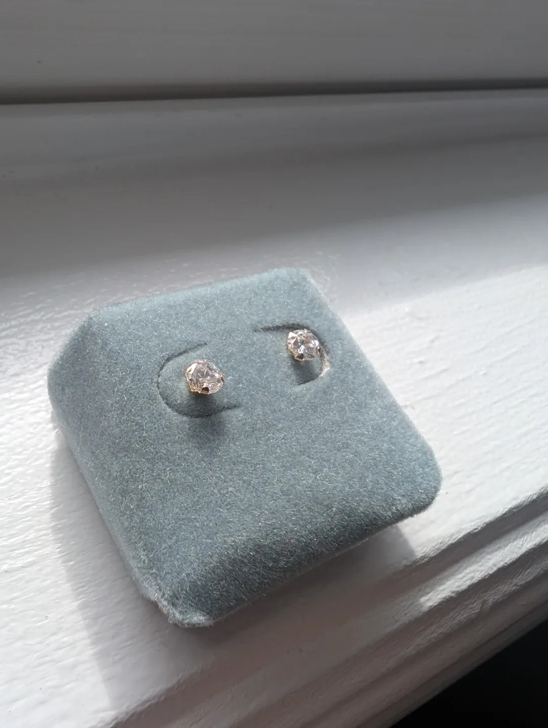 Brand New 14K Yellow Gold Cubic Zirconia Earrings For Sale - photo 2
