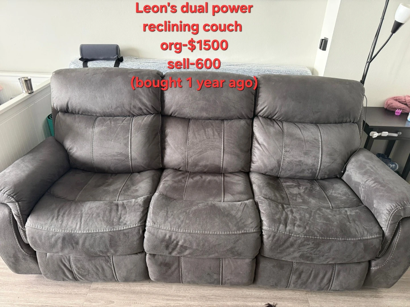 Leon's Haven Dual Power Reclining Sofa - Grey