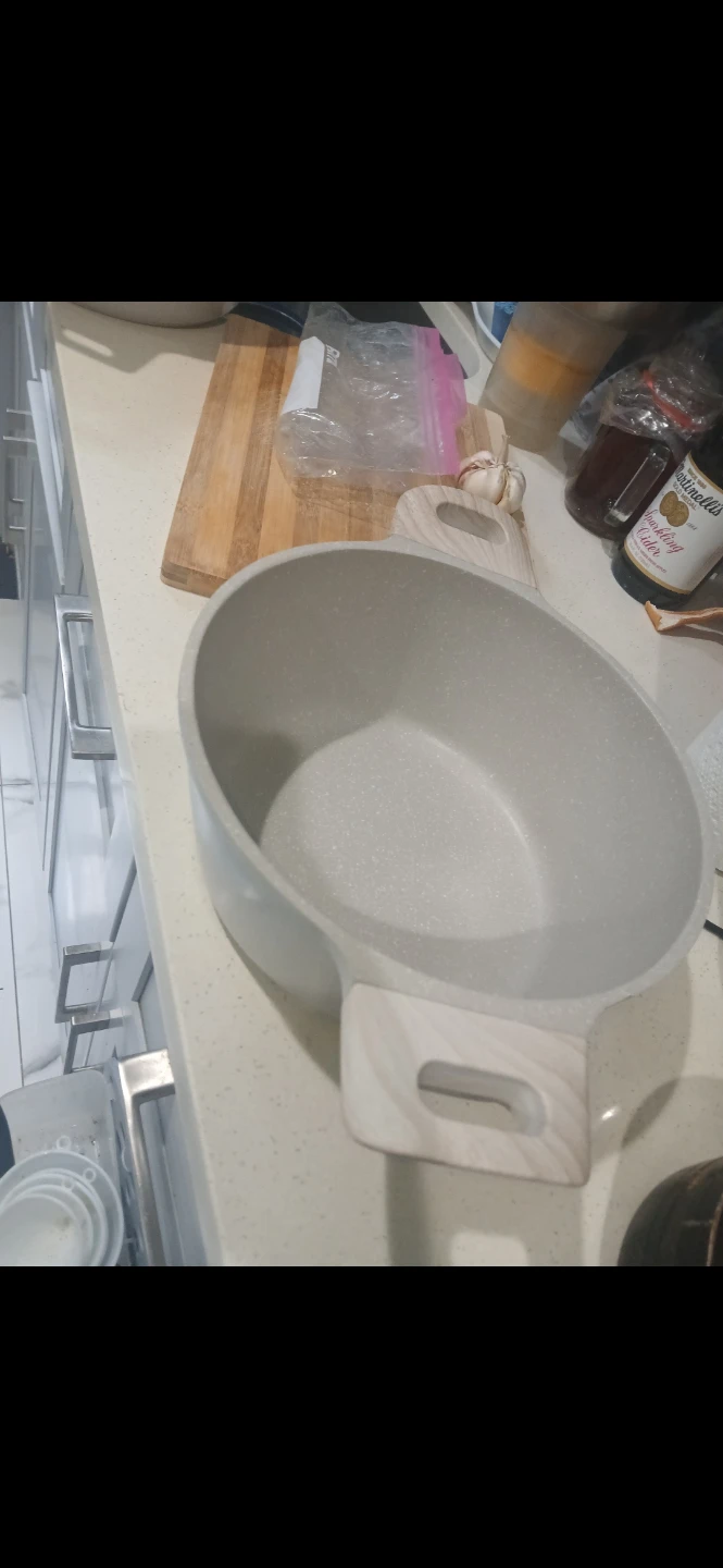 Stoneware Pot with Lid New