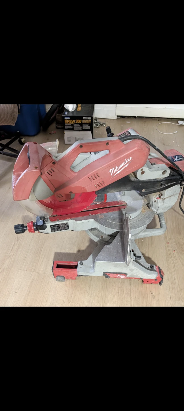Milwaukee 12" Sliding Compound Miter Saw - photo 2