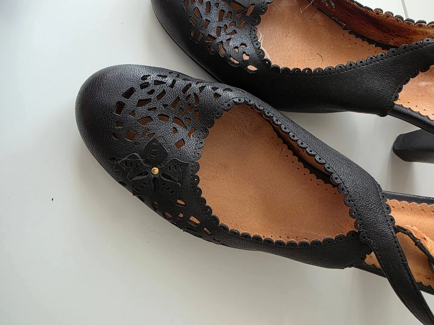 Black Leather Cutout Slingback Heels - photo 3