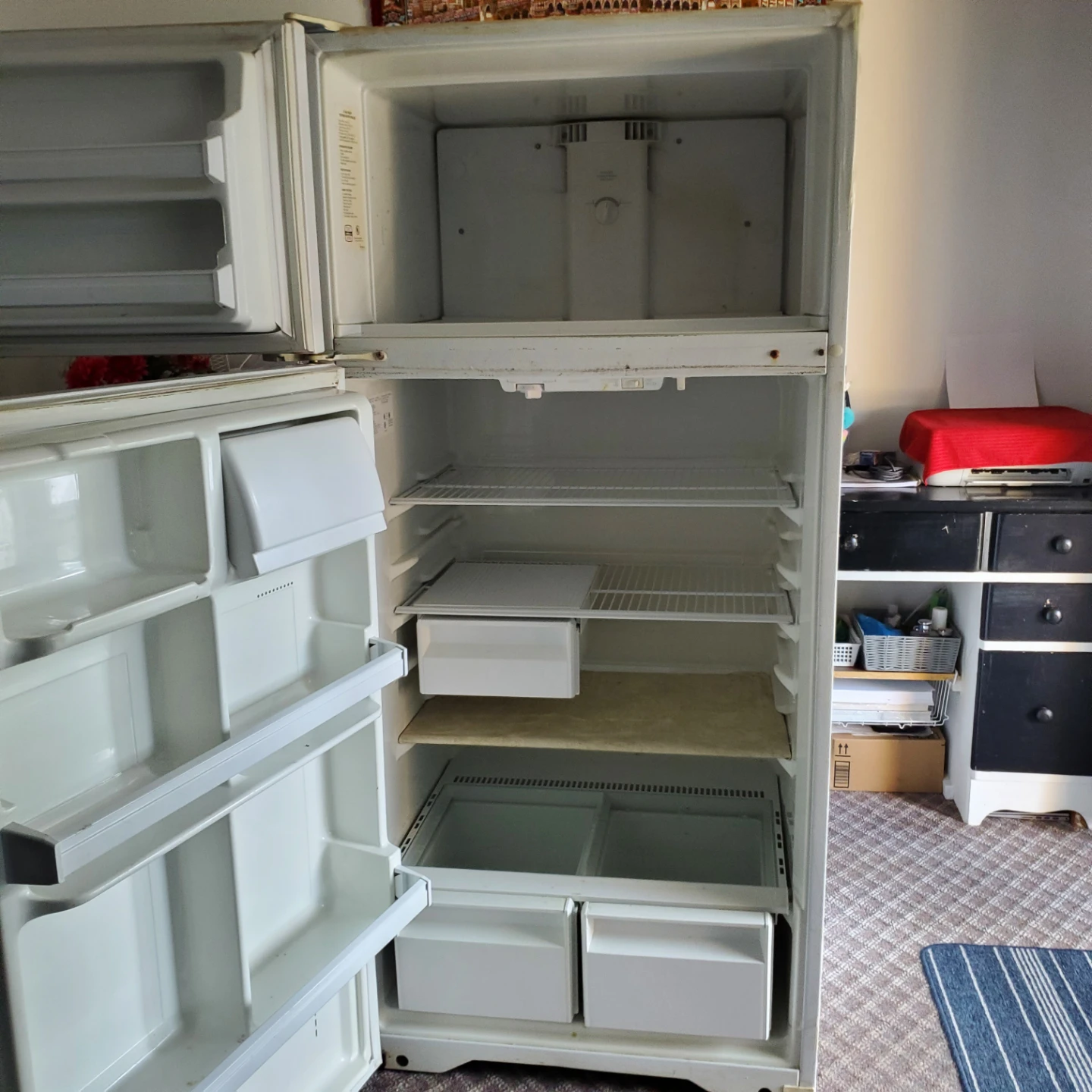 18' No Frost Refrigerator-Freezer - photo 4