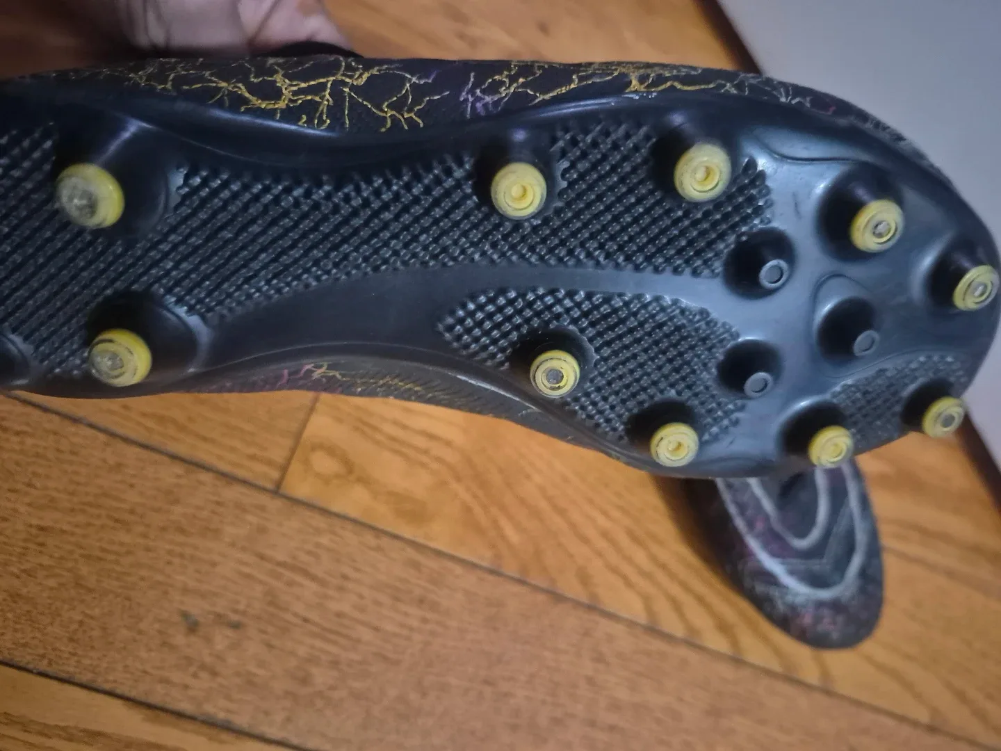 Youth Soccer Cleats - photo 3
