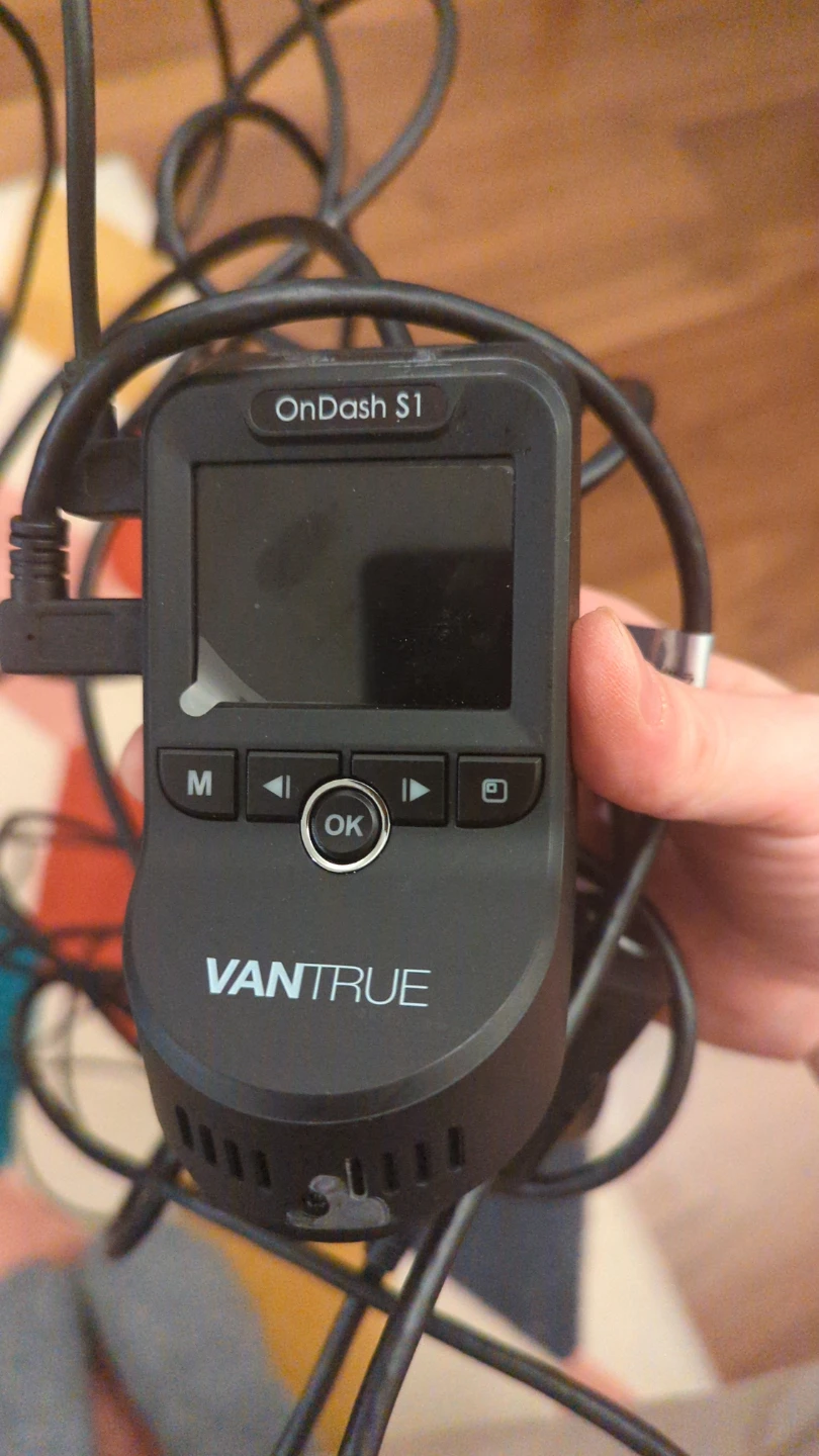 Vantrue OnDash S1 Dash Cam with 64gb microSD - photo 2