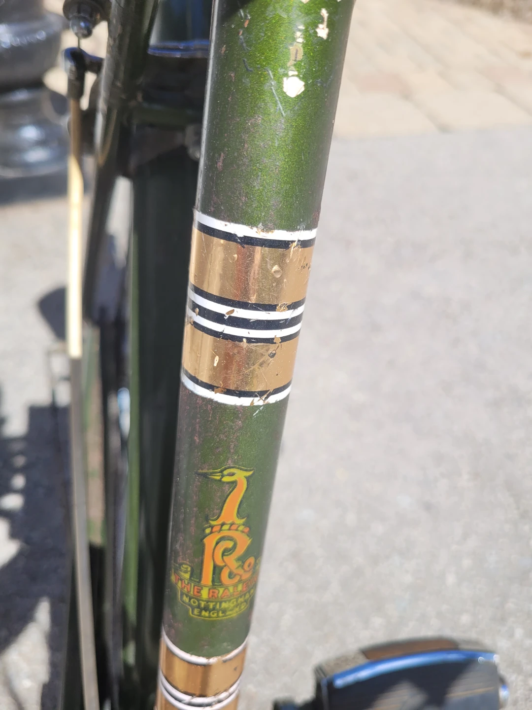 Vintage 1961 or 1963 Raleigh Sports Bicycle - Green - photo 5