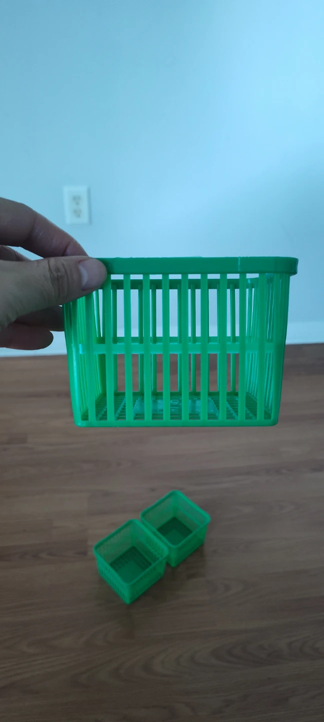 Green Plastic Storage Baskets (Set of 3) - photo 2
