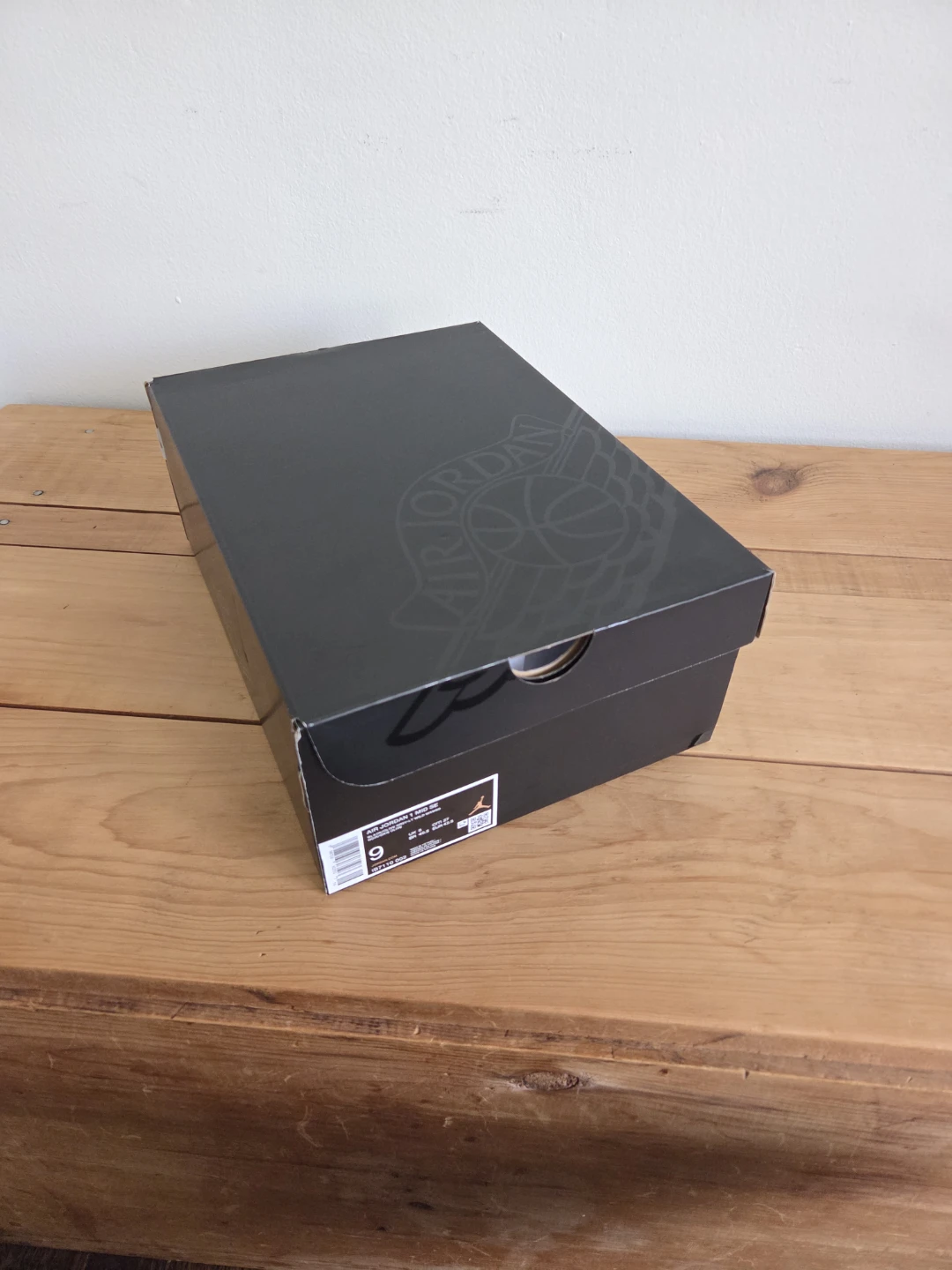 Brand New Nike Air Jordan 1 Mid SE Black/Olive Grey Mens 9 - photo 2