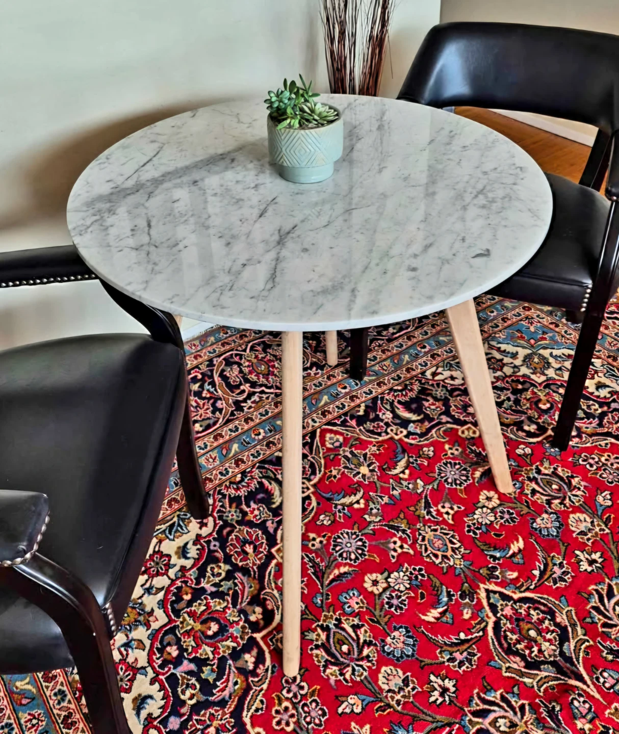 Article Designer White Marble Round Dining Table - photo 4