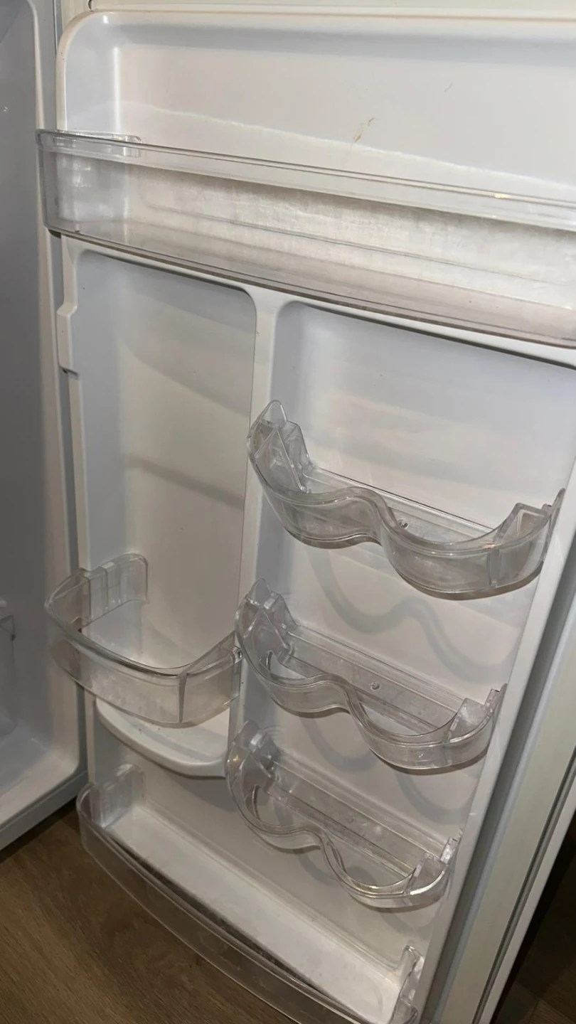 Hamilton Beach Compact Refrigerator - photo 3