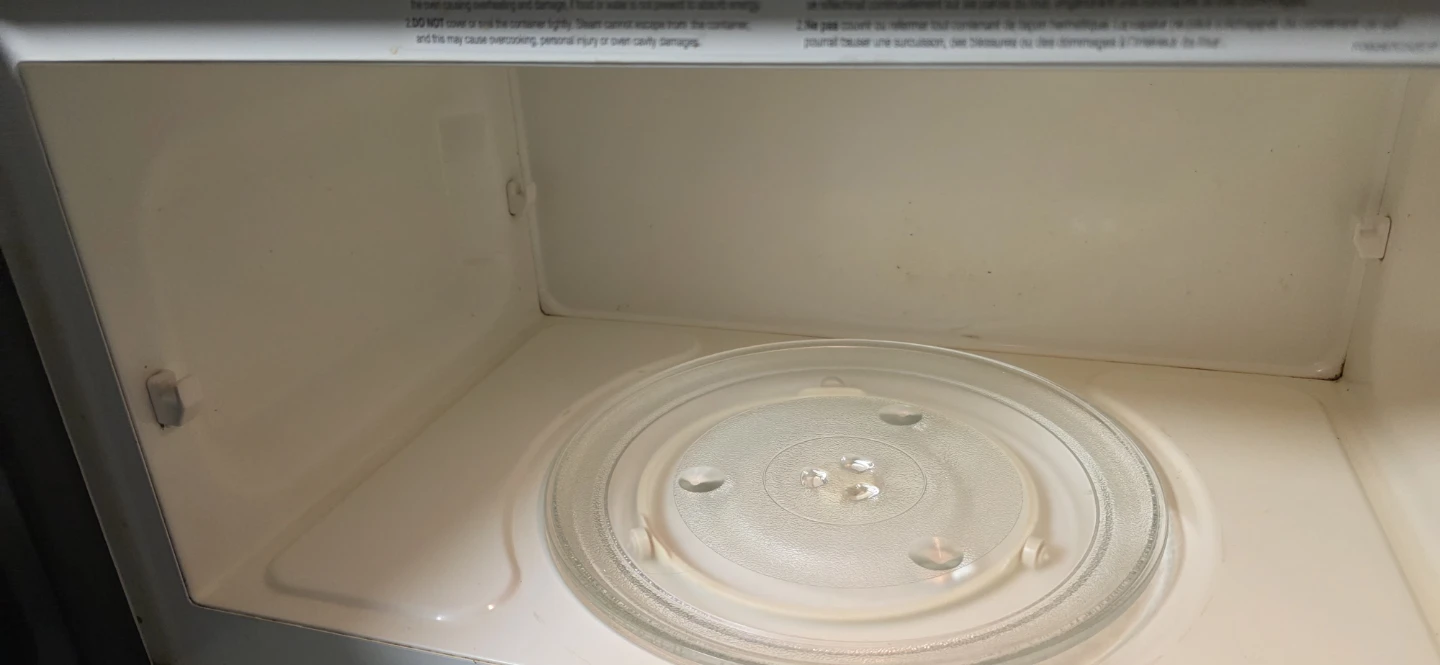 Panasonic 1100W Microwave Oven - photo 2