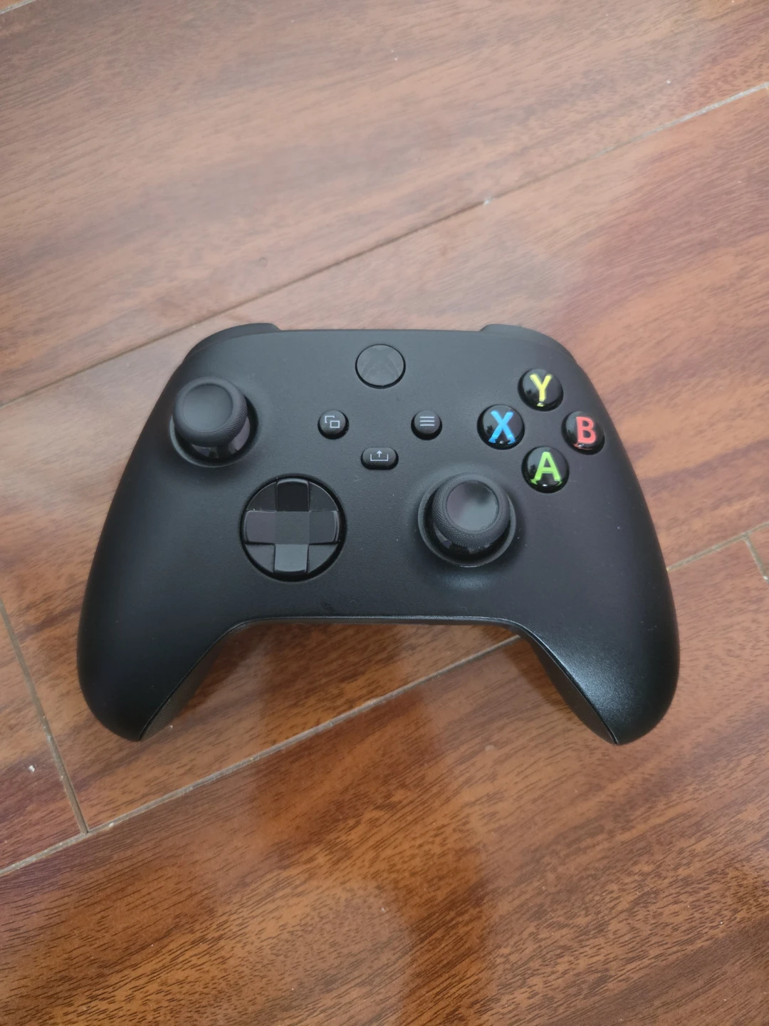 Xbox Series X 1TB - Lightly Used With Original Box - photo 3