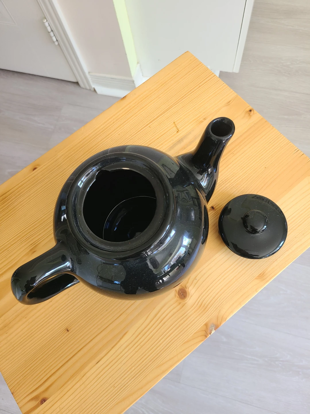 Black Ceramic Teapot