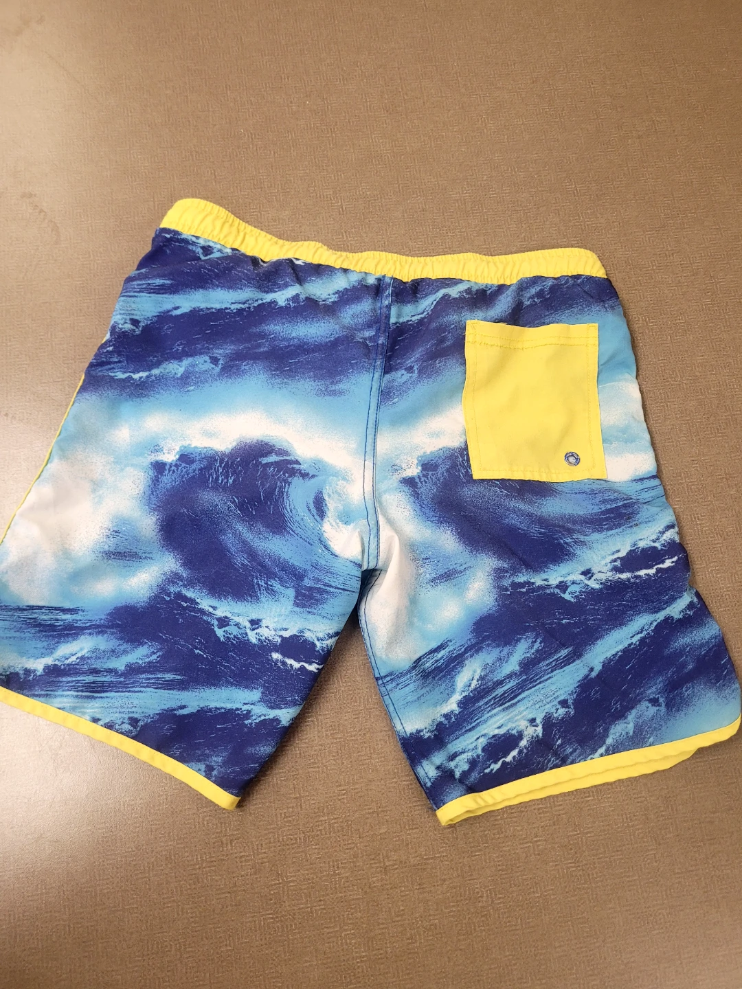 Tommy Bahama Boys Swim Trunks Size 8 - photo 2