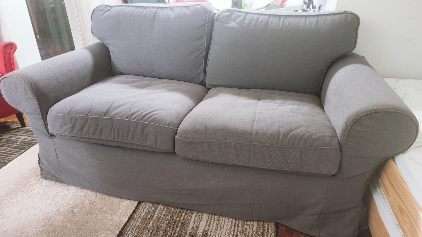 Grey Loveseat Sofa whit black cover - photo 2