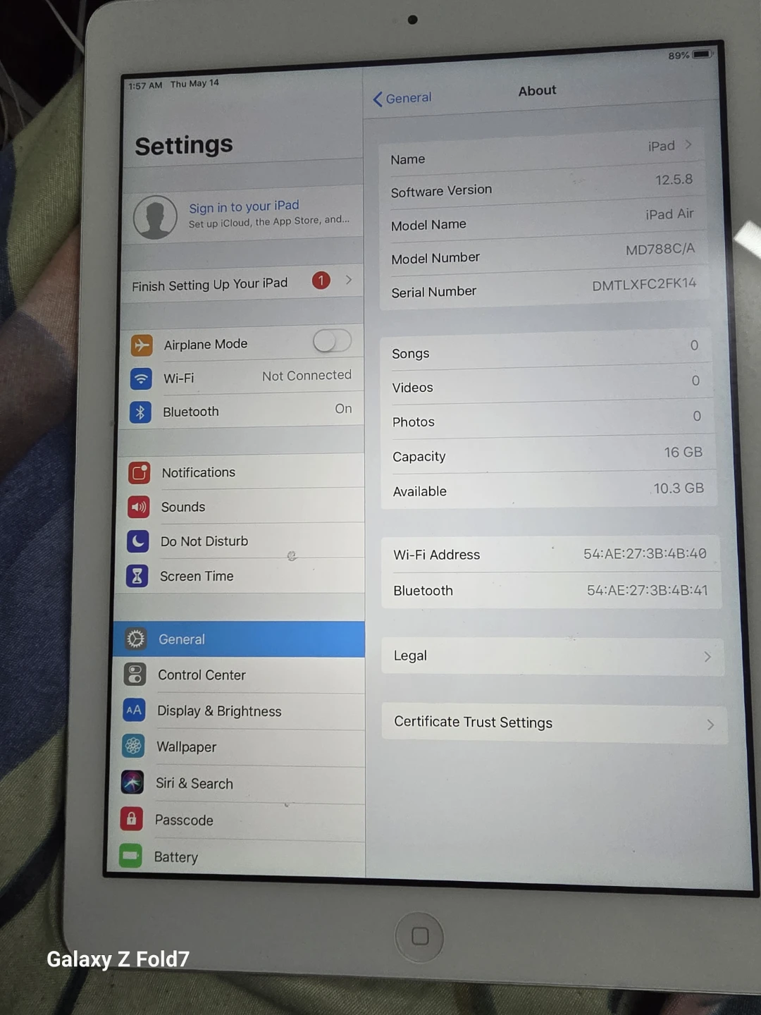 Apple iPad Air 16GB Silver - photo 4