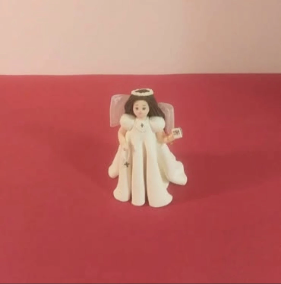 Kneeded Angel Figurine - First Communion - photo 2