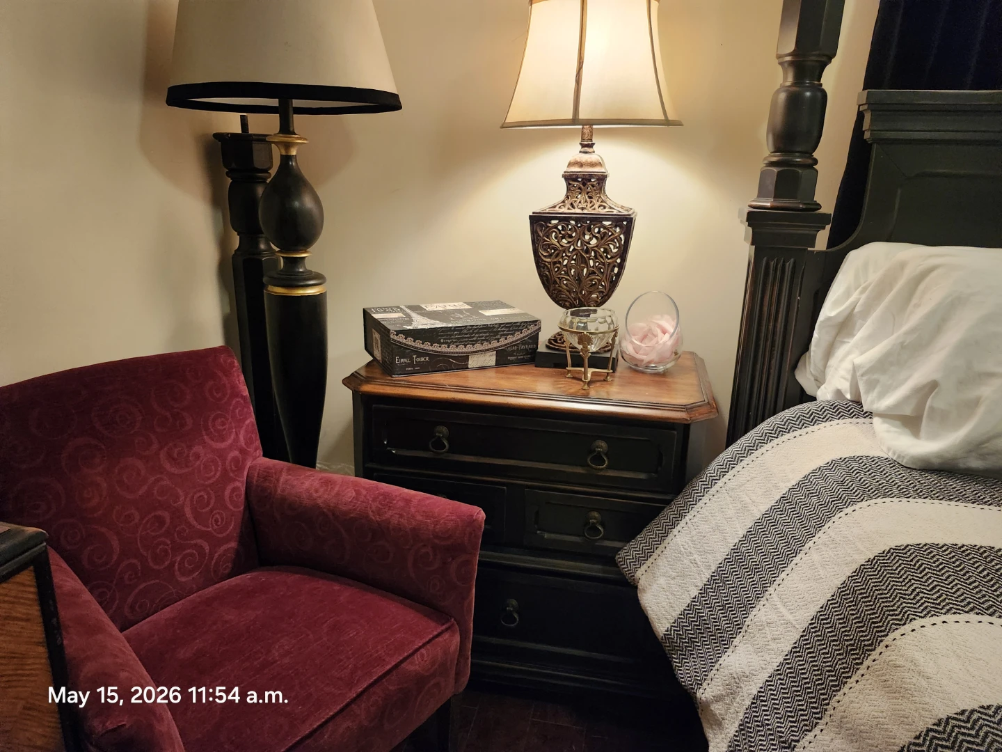 RESTORATION HARDWARE 4  Poster Bed Frame & night dressers - photo 3