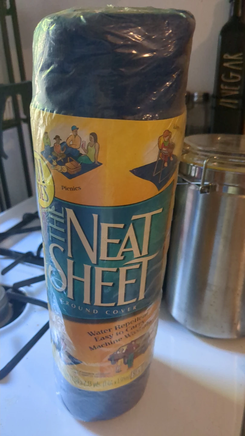 The Neat Sheet Ground Cover