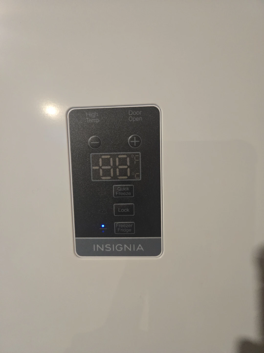 Insignia Chest Freezer - photo 2