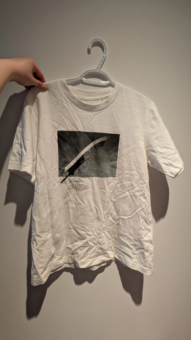 UNIQLO Bleach Anime Graphic T-Shirt