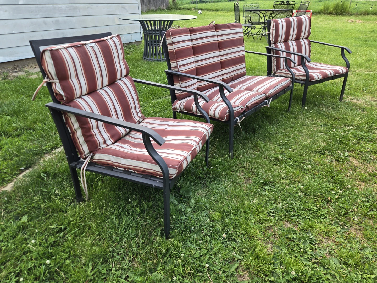 Patio Furniture Set - 2 Chairs & 1 Loveseat - photo 4