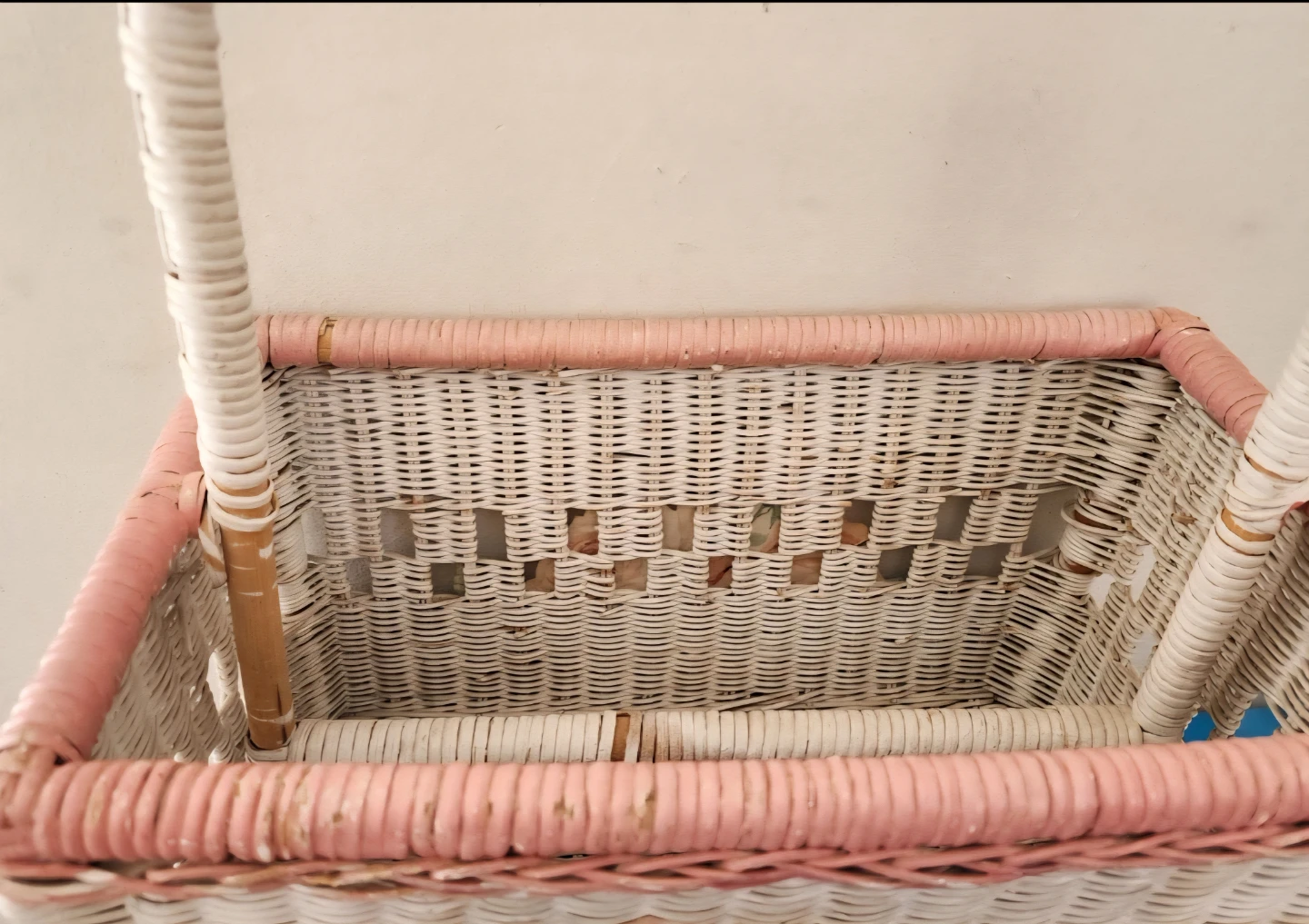 VINTAGE VICKER BASKET - photo 2
