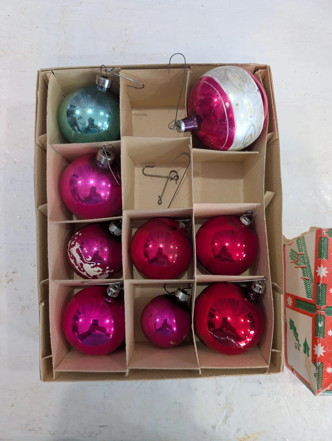 Vintage Christmas Ornaments Set - photo 2
