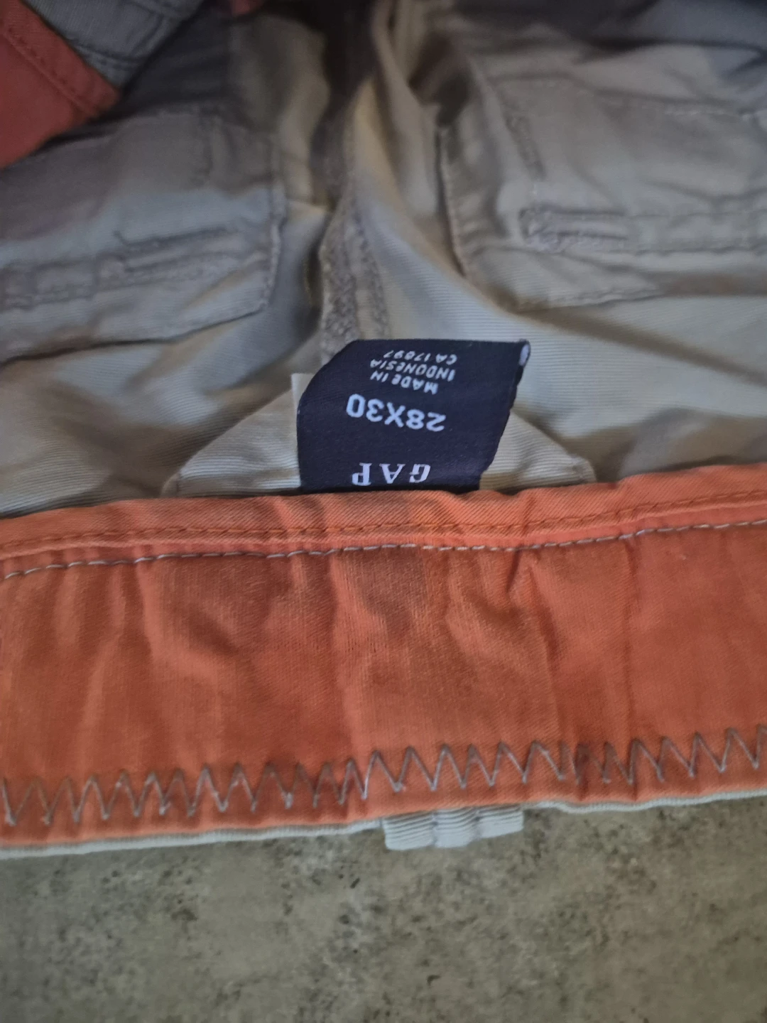 Gap Cargo Pants Khaki 28x30 - photo 2