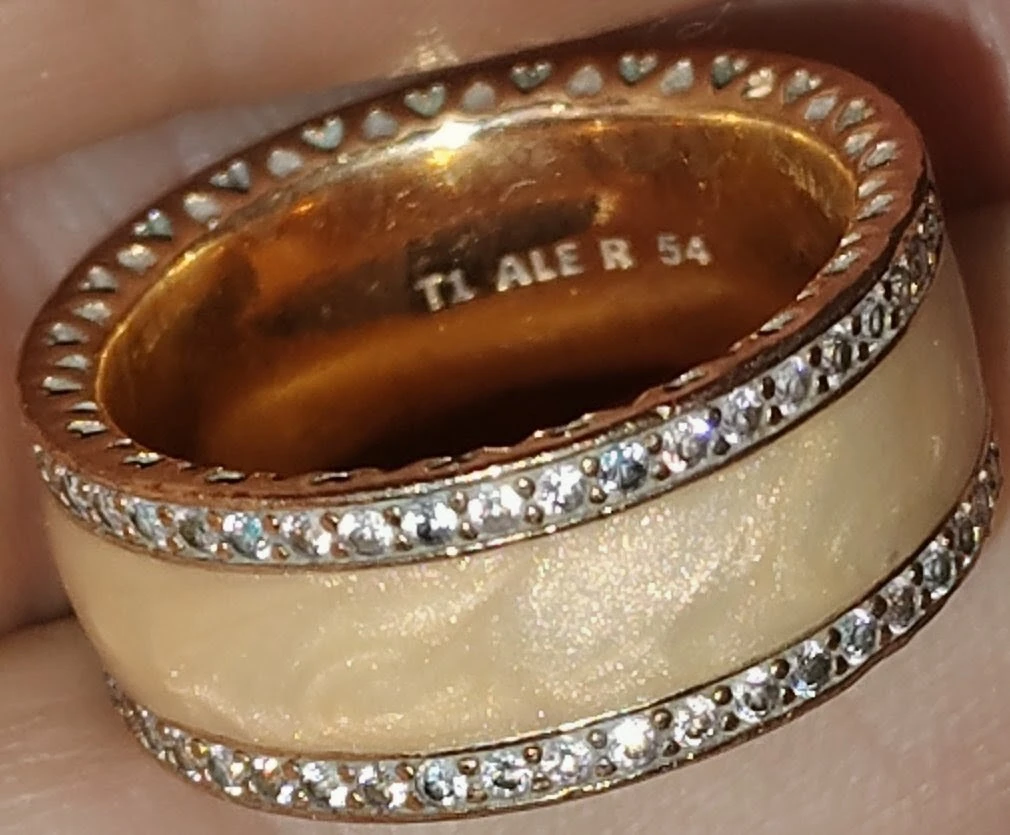 Pandora Rose Sparkling Ring Size 54 (US SIZE 7)