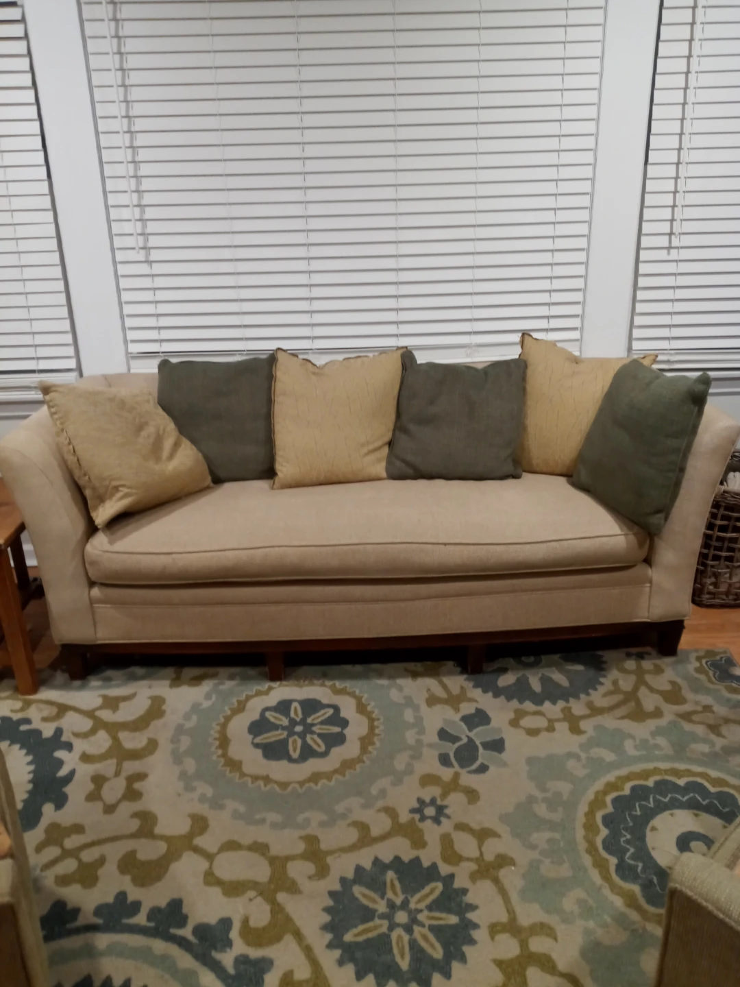 Two Matching Arm Chairs - photo 4