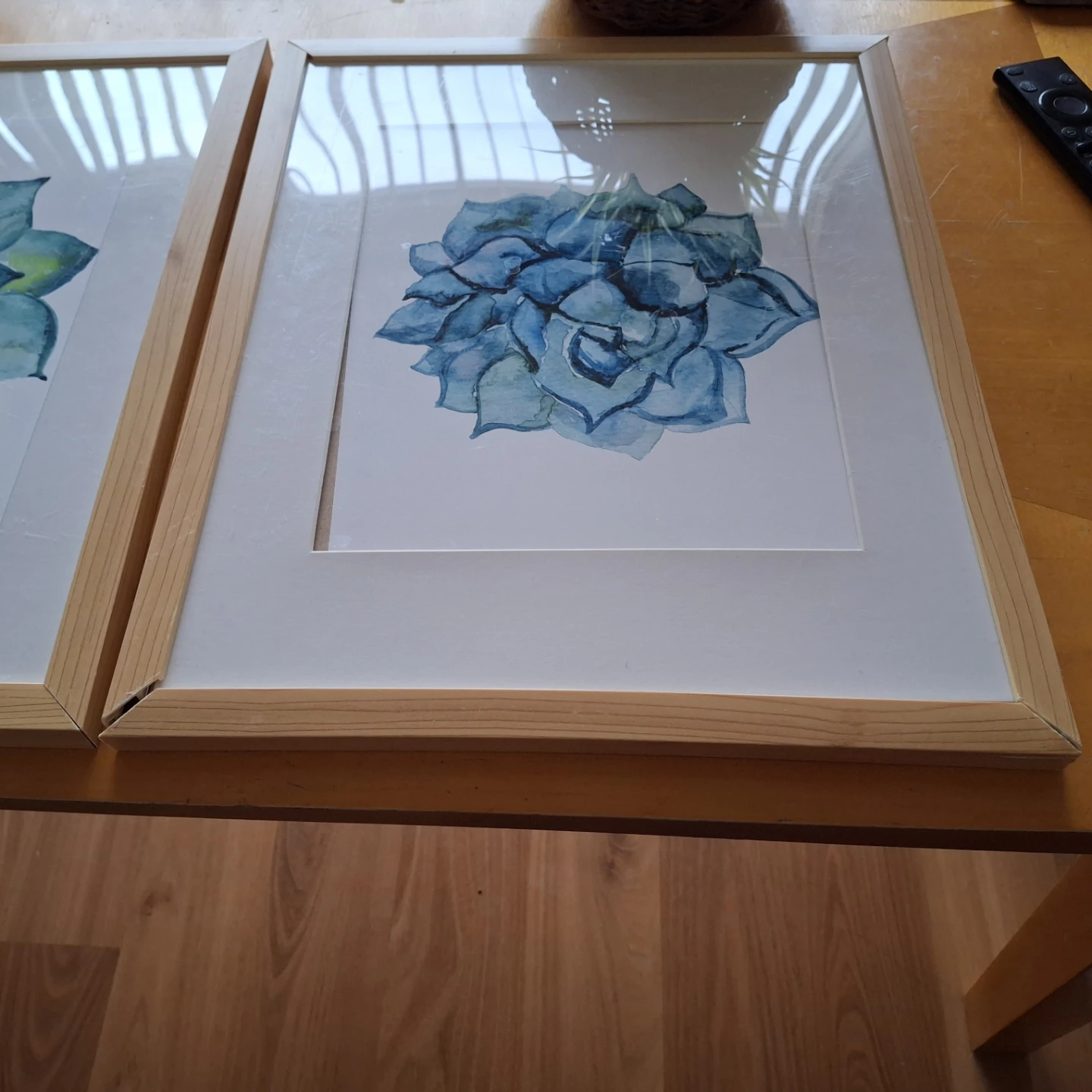 Set of 3 Framed Prints *1 frame needs minor adjustment* - photo 2