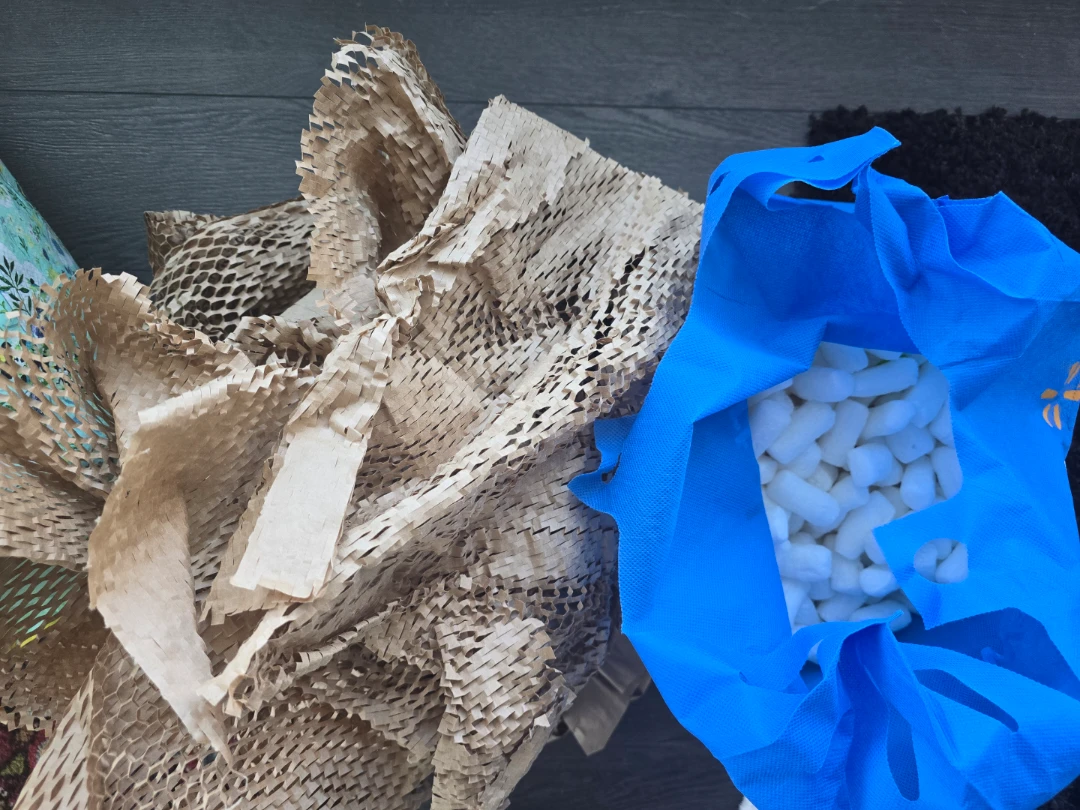 Wrapping paper + peanuts