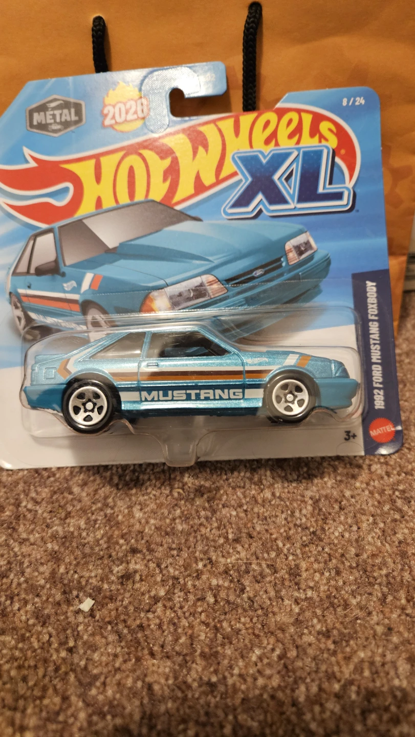 Hot Wheels 2020 1992 Ford Mustang Foxbody Diecast Car