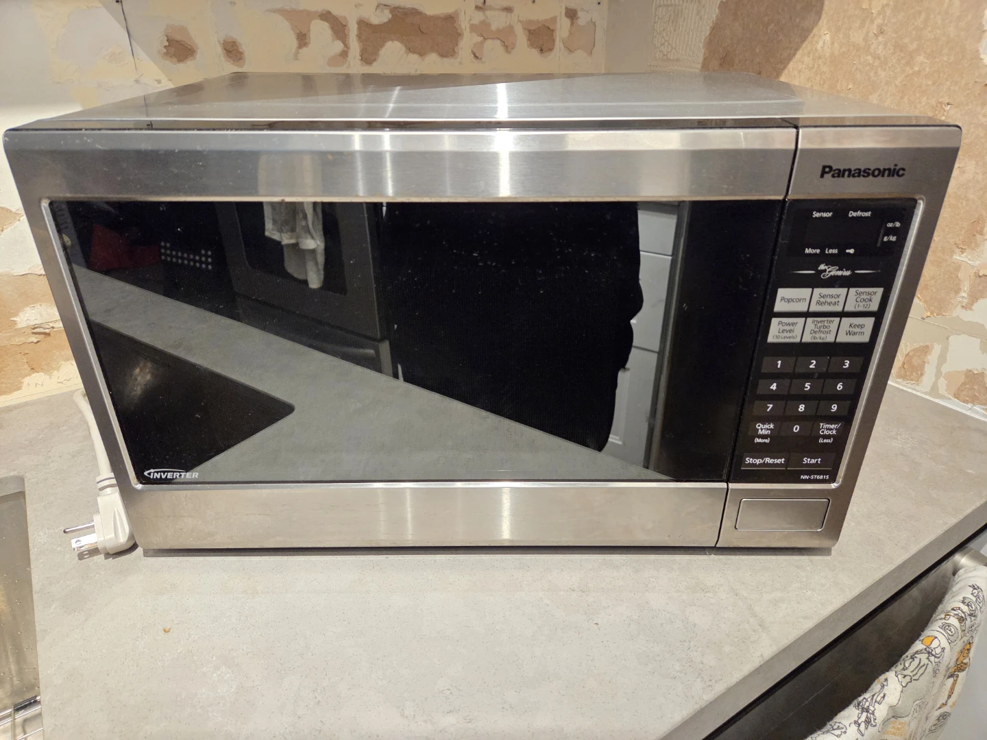 Panasonic Microwave Oven NN-ST681S