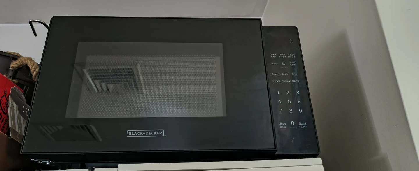 Black+Decker Microwave Oven