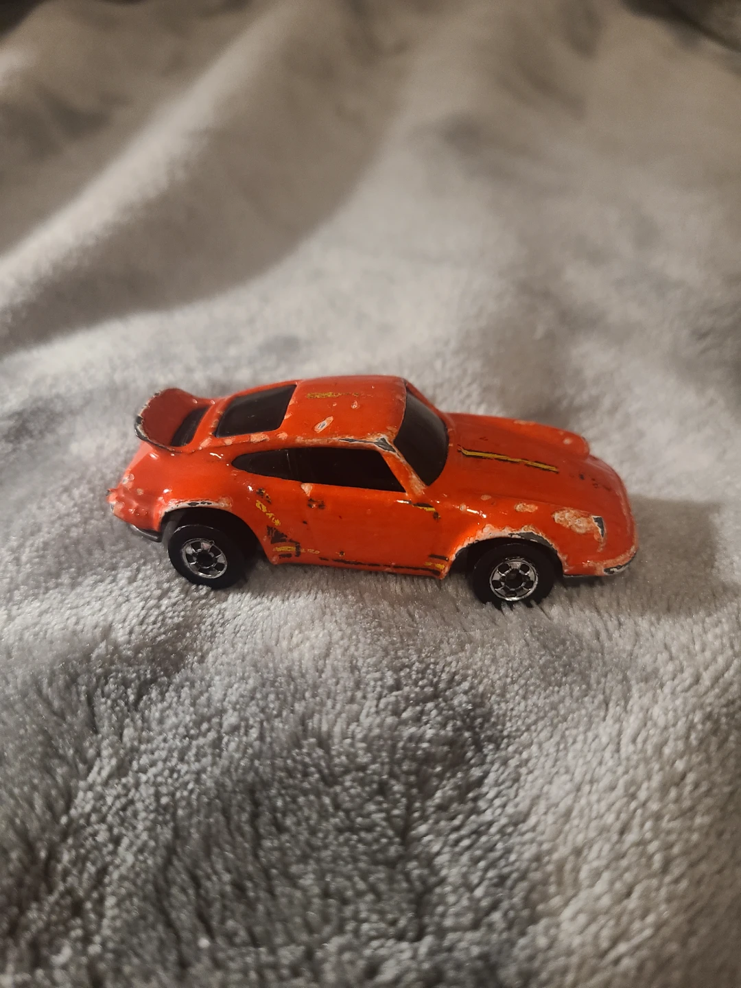 Hot Wheels 1974 Porsche 911 Toy Car
