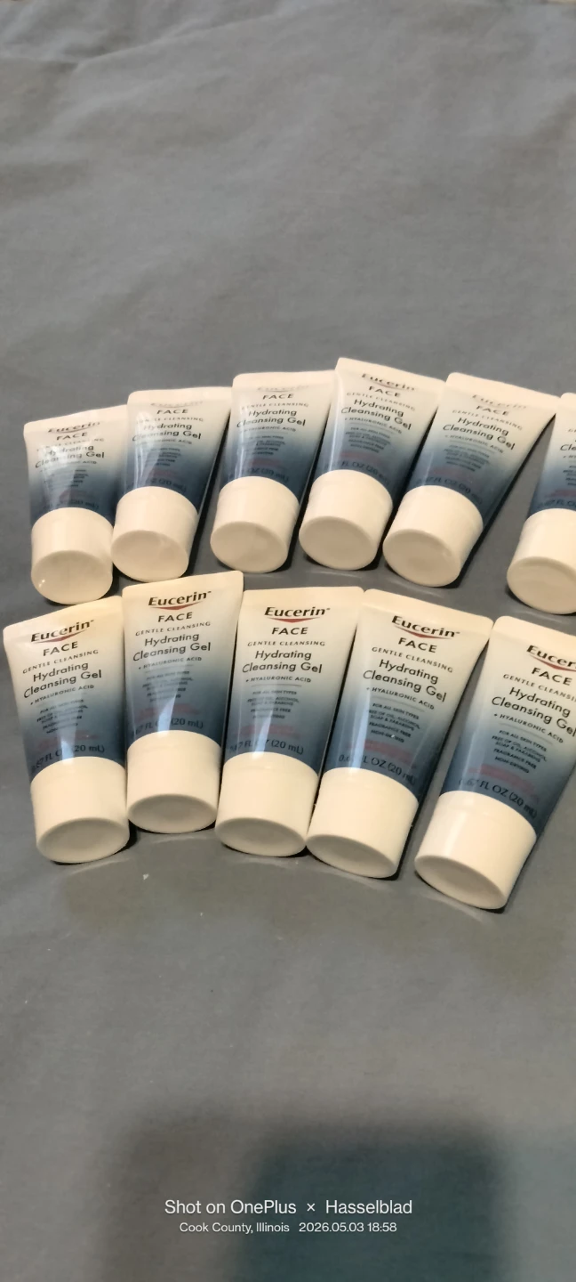 Eucerin Face Hydrating Cleansing Gel (20ml) - Pack of 11 - photo 3