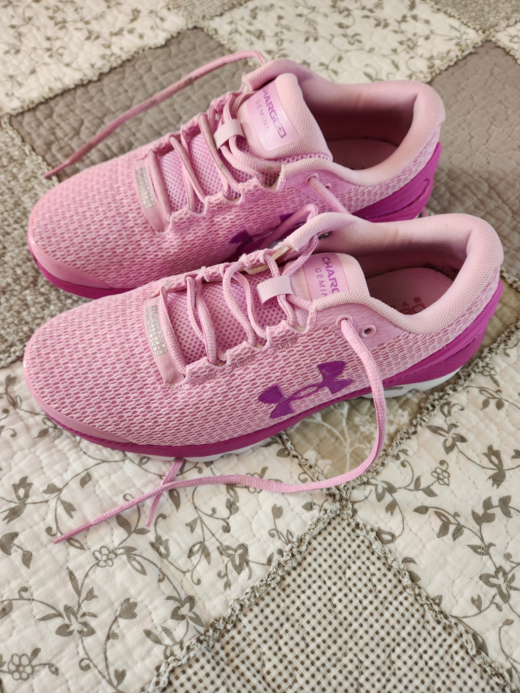 Under Armour Charged Gemini Pink Running Shoes